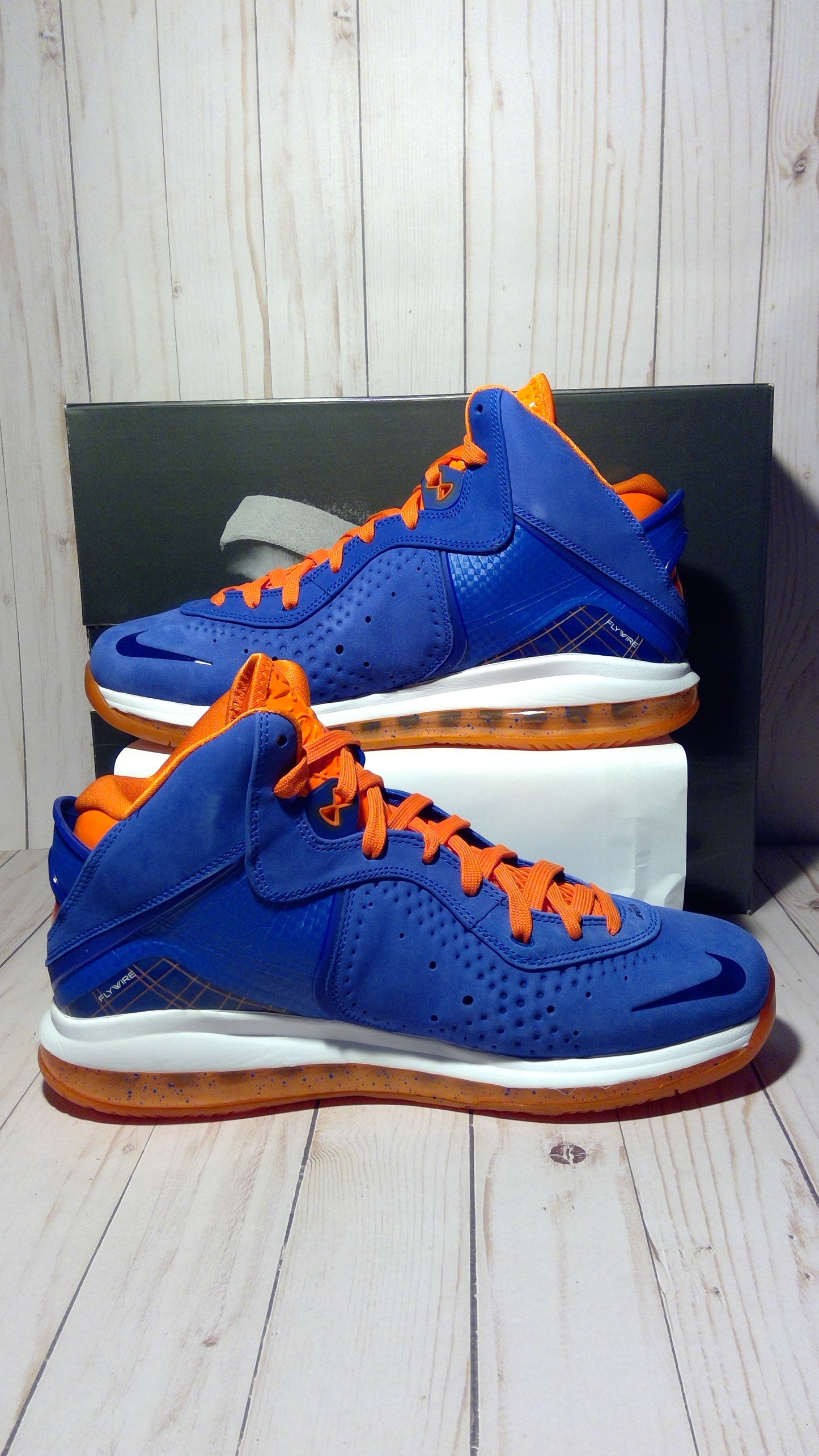 NIKE LEBRON 8 - HARDWOOD CLASSIC (2021) - SIZE MEN'S 12