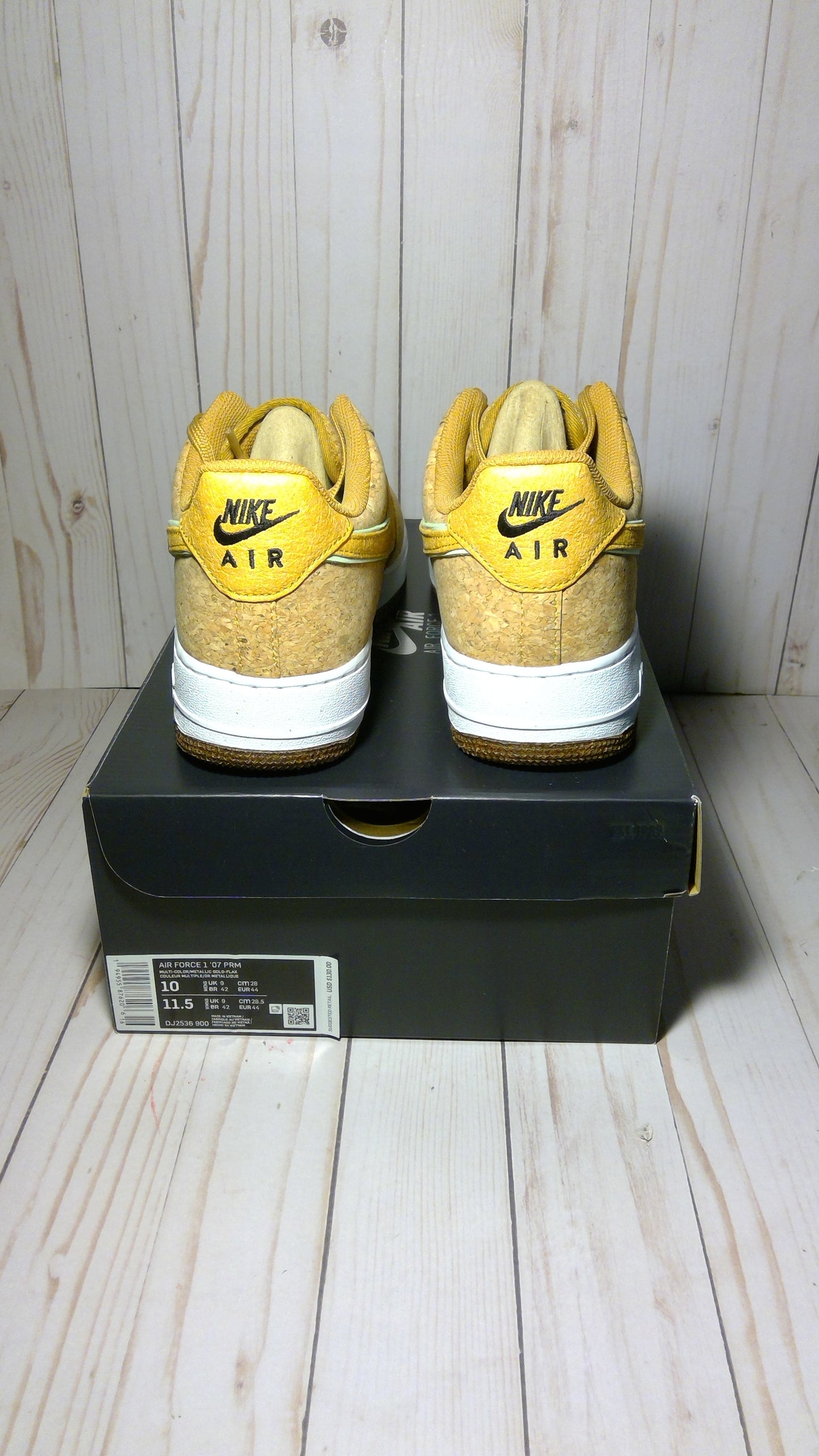NIKE AIR FORCE 1 LOW 07 - HAPPY PINEAPPLE - SIZE MEN'S 10 / WOMEN'S 11.5