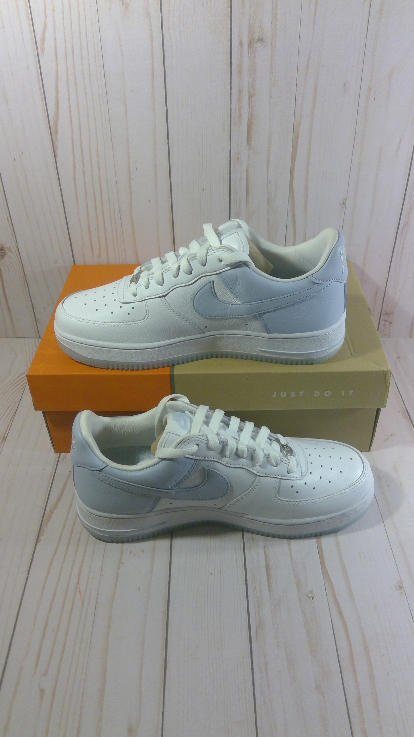 NIKE AIR FORCE 1 LOW QS TS NY - TERROR SQUAD LOYALTY - SIZE MEN'S 7 / WOMEN'S 8.5