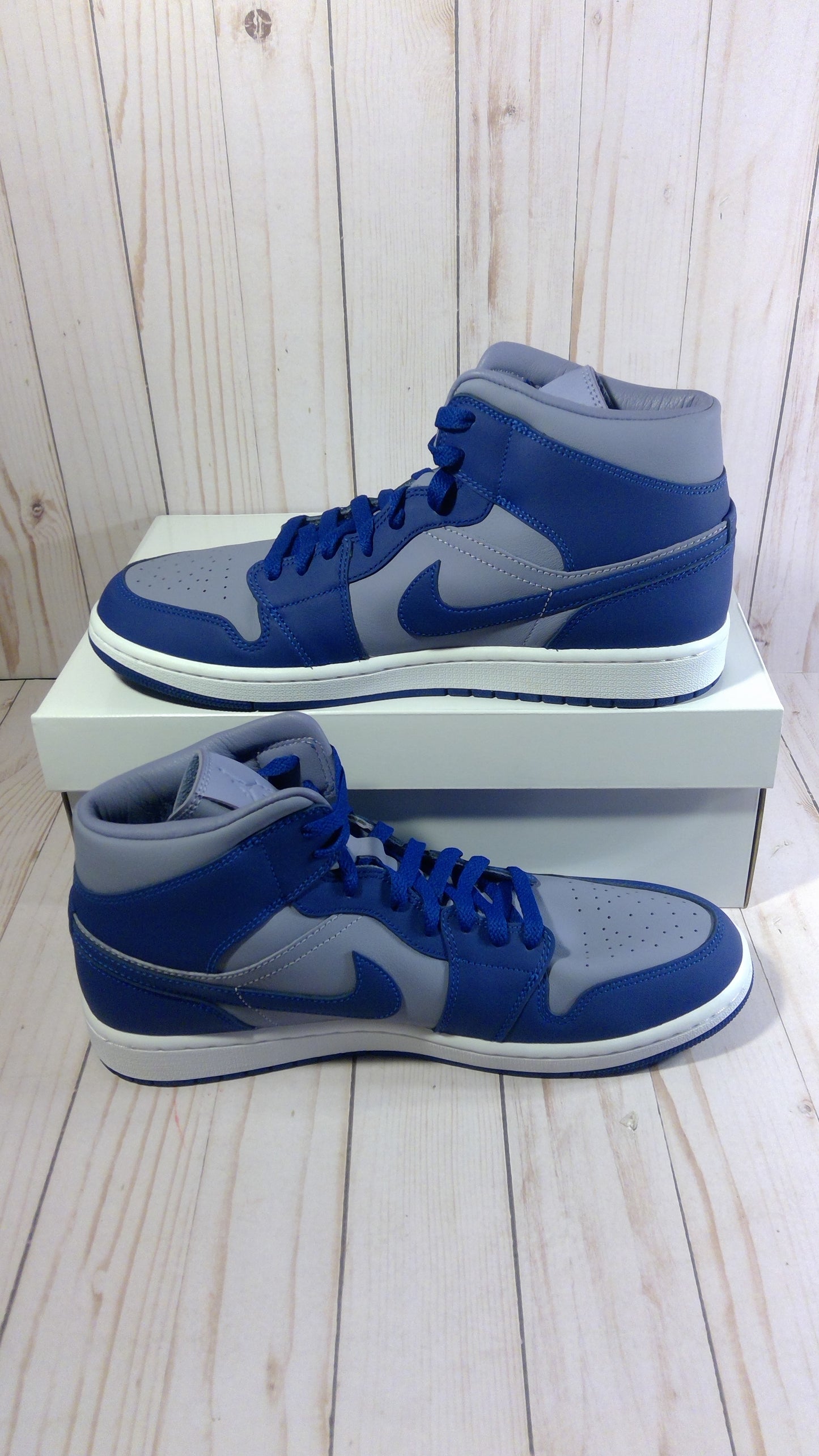 AIR JORDAN 1 MID SE - IRON PURPLE DEEP ROYAL (WOMEN'S) - SIZE WOMEN'S 12