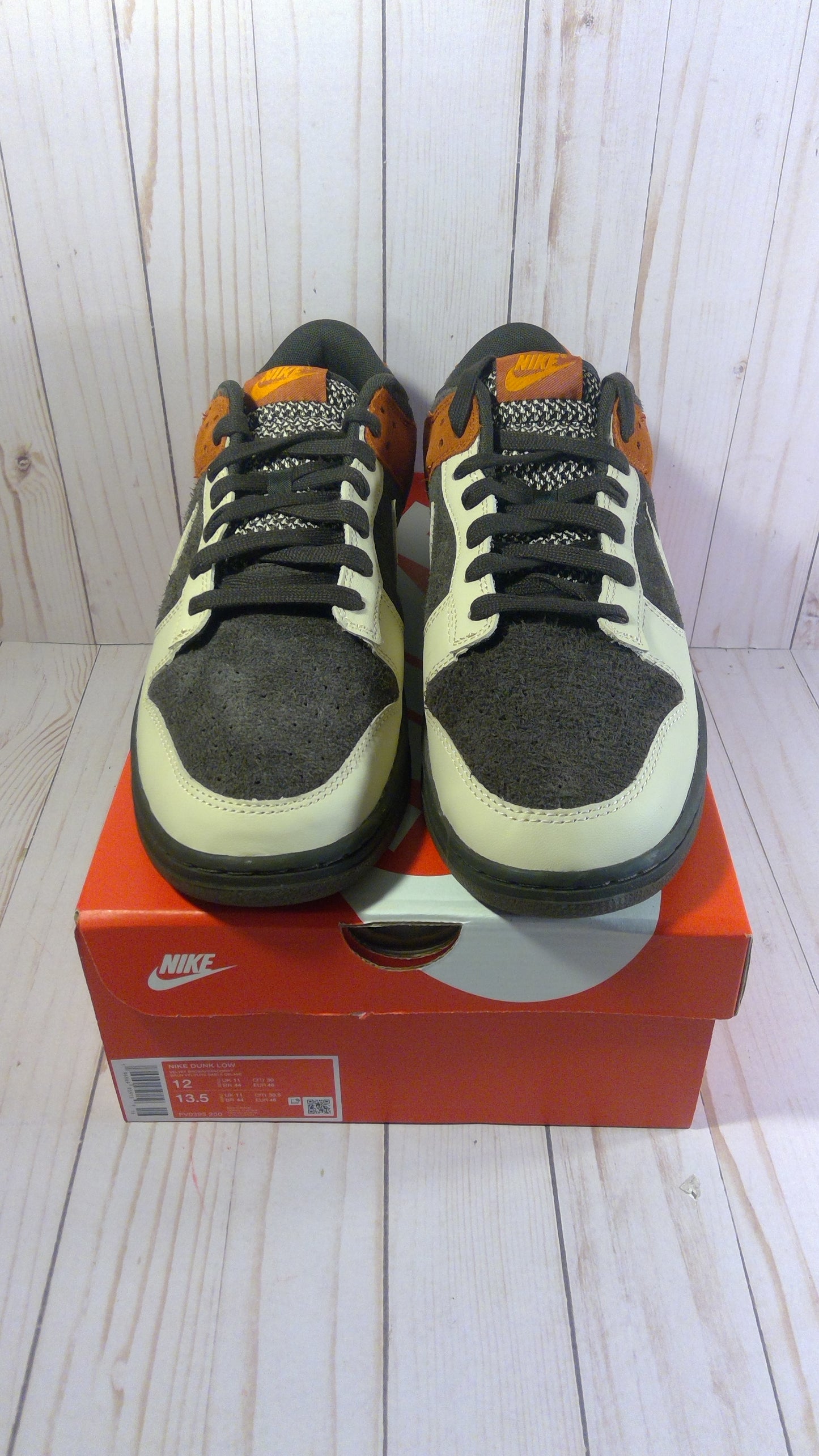 NIKE DUNK LOW - RED PANDA - SIZE MEN'S 12 / WOMEN'S 13.5