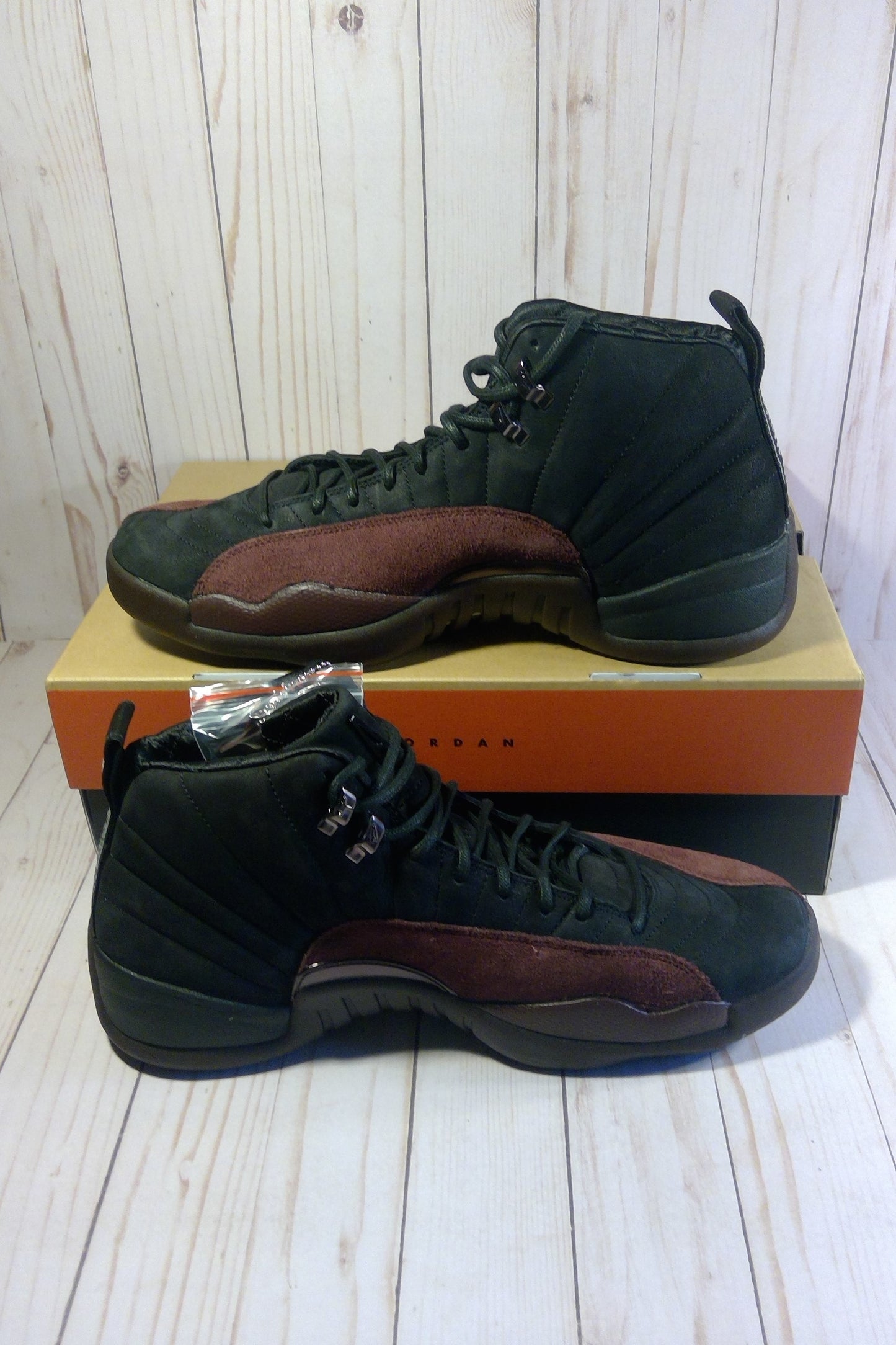 AIR JORDAN 12 RETRO SP - A MA MANIERE BLACK (WOMEN'S) - SIZE WOMEN'S 14 / MEN'S 12.5