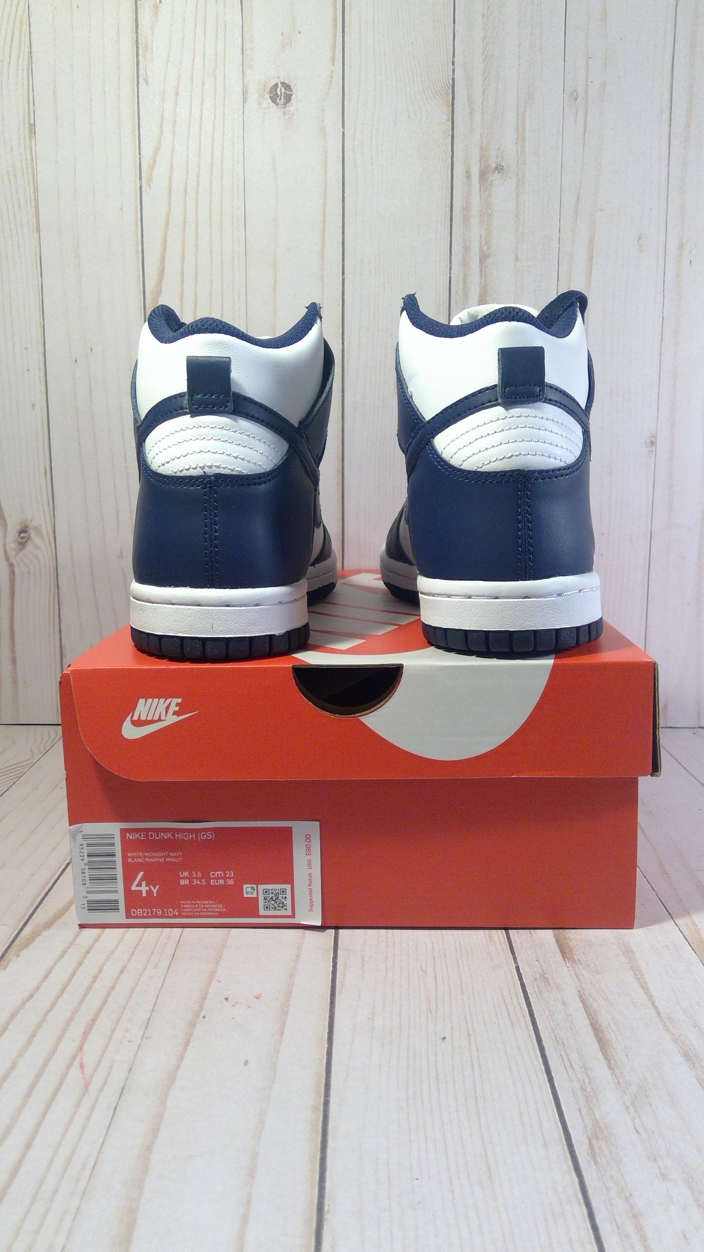 NIKE DUNK HIGH (GS) - CHAMPIONSHIP NAVY - SIZE YOUTH 4