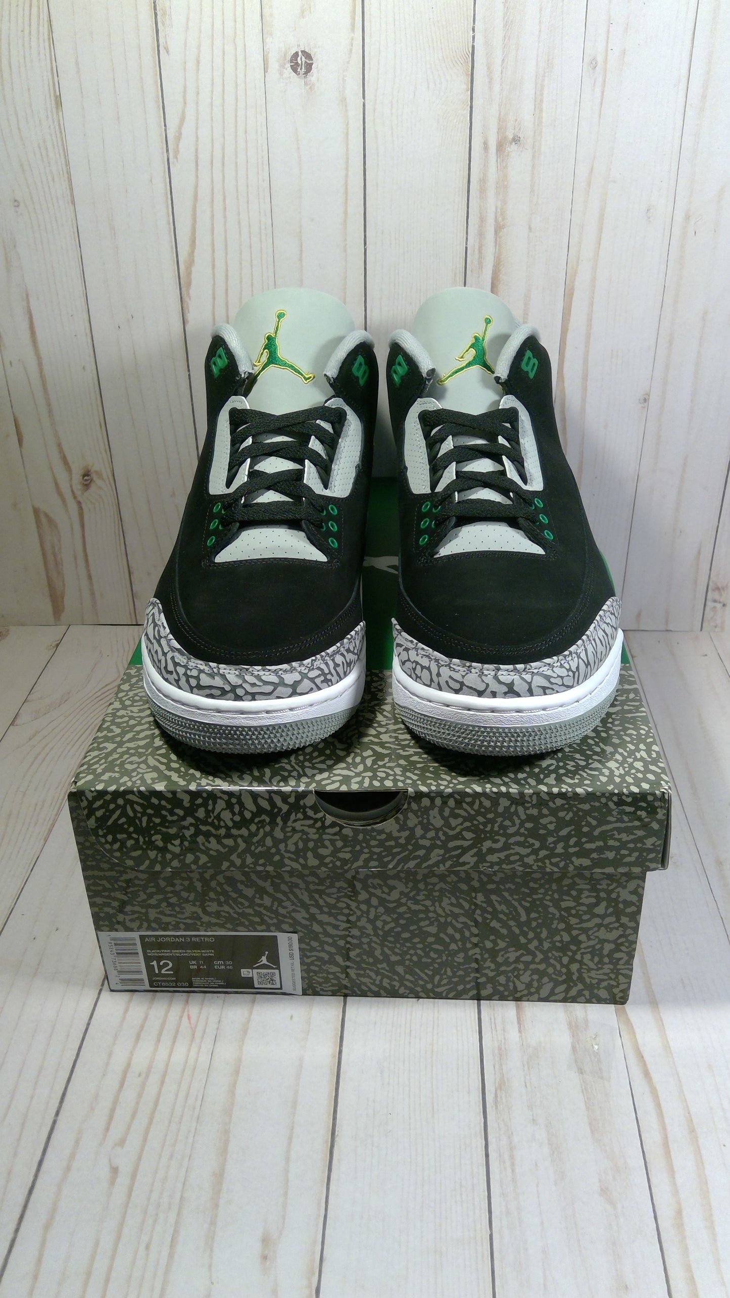 AIR JORDAN 3 RETRO - PINE GREEN - SIZE MEN'S 12