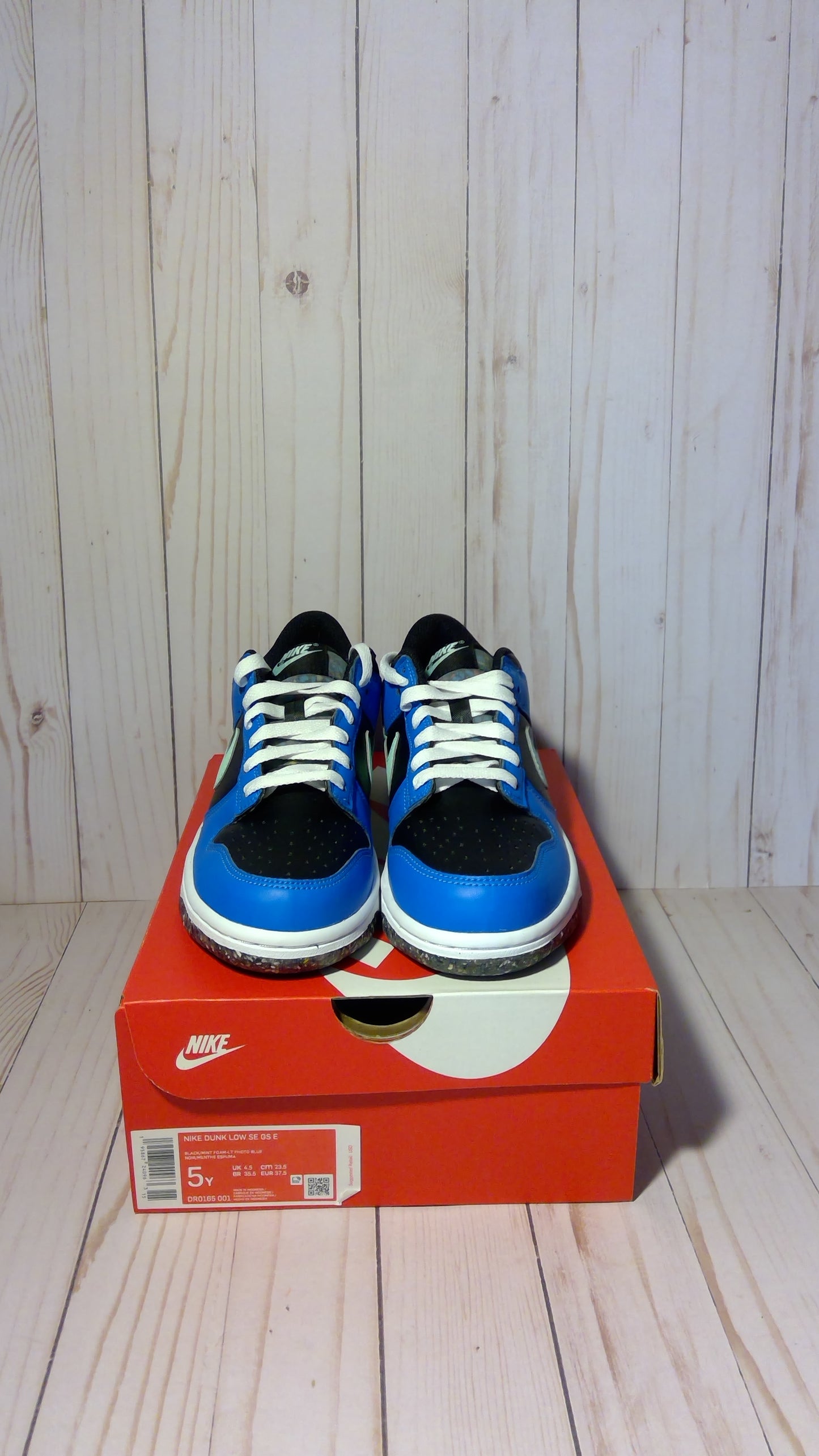 NIKE DUNK LOW SE (GS) - BLUE BLACK - SIZE YOUTH 5