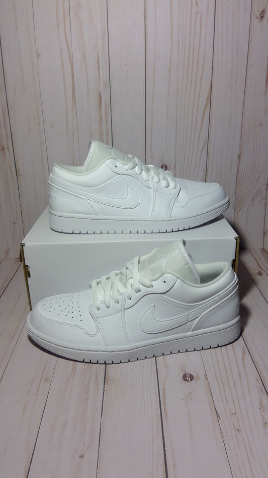 AIR JORDAN 1 LOW - WHITE (WOMEN'S) - SIZE WOMEN'S 12