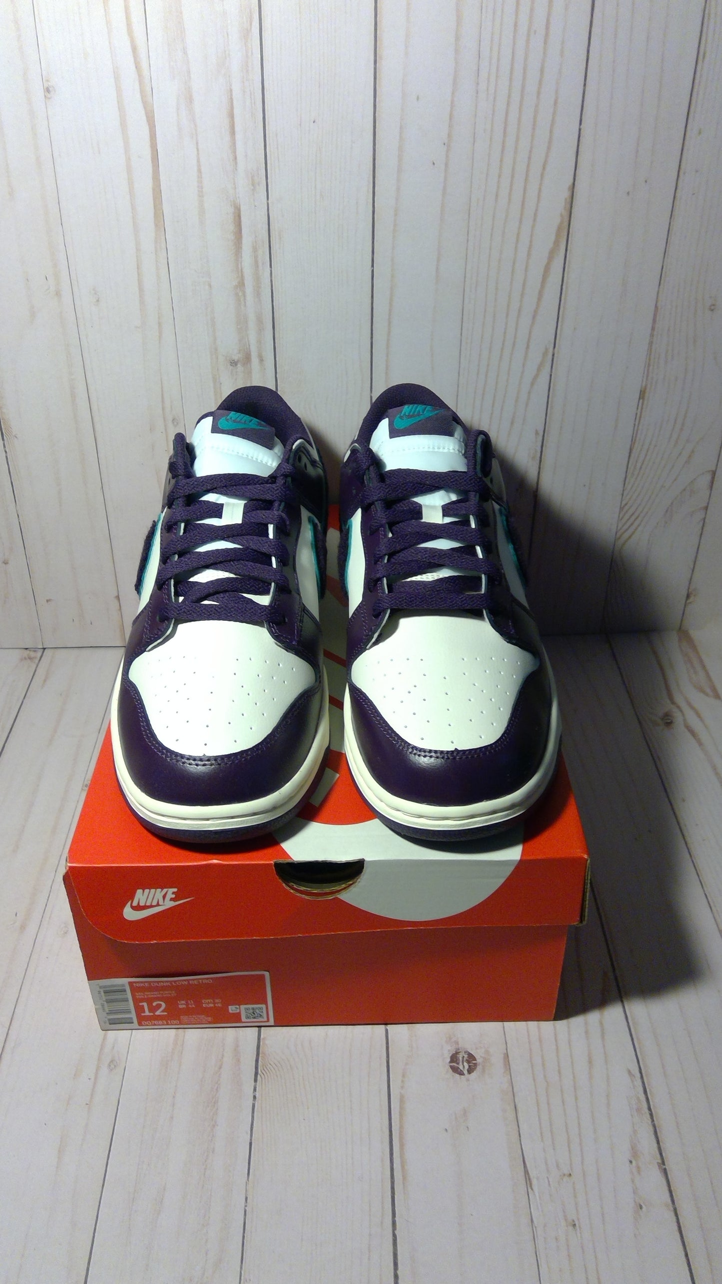 NIKE DUNK LOW RETRO - CHENILLE SWOOSH SAIL GRAND PURPLE - SIZE MEN'S 12