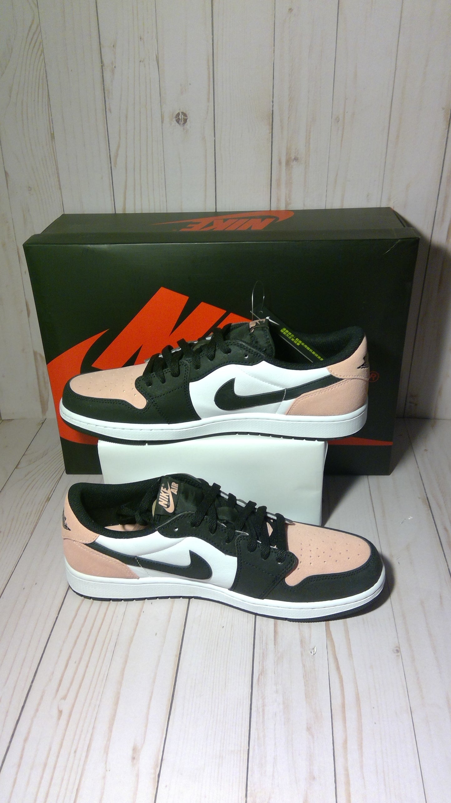 AIR JORDAN 1 RETRO LOW OG - BLEACHED CORAL - SIZE MEN'S 12