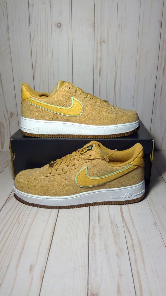 NIKE AIR FORCE 1 LOW 07 - HAPPY PINEAPPLE - SIZE MEN'S 10 / WOMEN'S 11.5