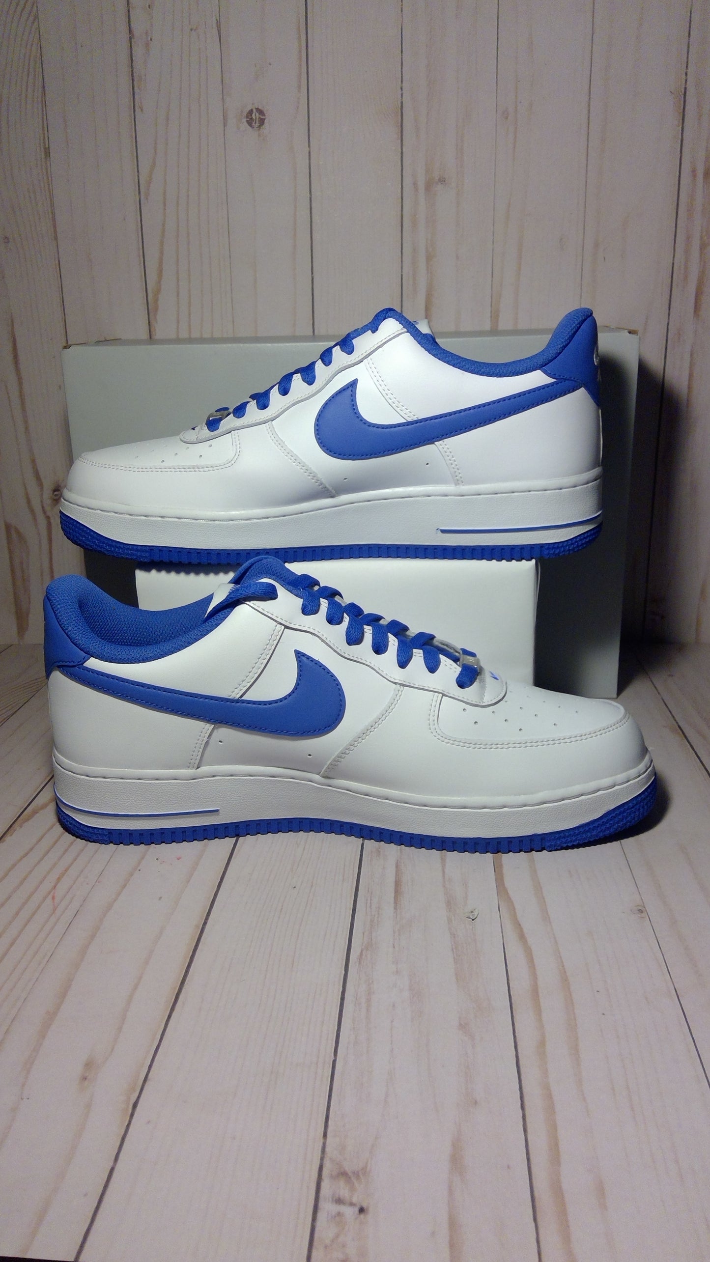 NIKE AIR FORCE 1 '07 - MEDIUM BLUE - SIZE MEN'S 12 / WOMEN'S 13.5