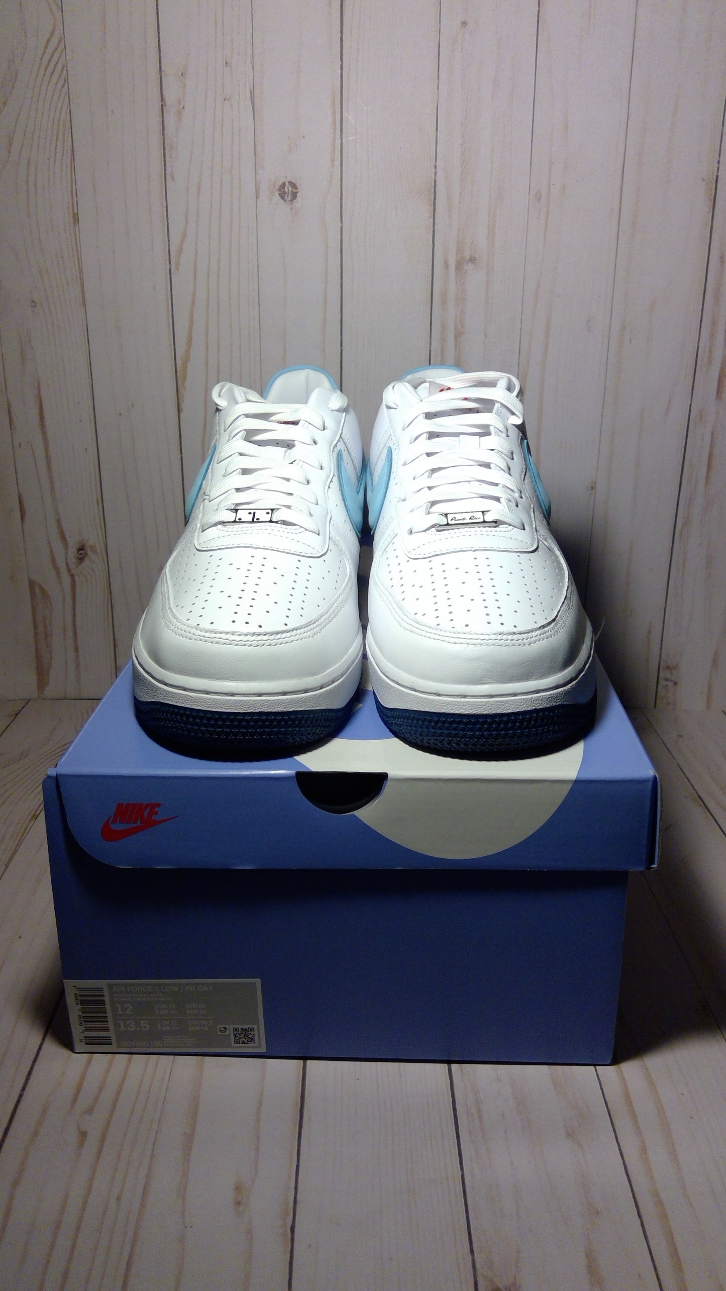 NIKE AIR FORCE 1 LOW - PUERTO RICO (2022) - SIZE MEN'S 12 / WOMEN'S 13.5