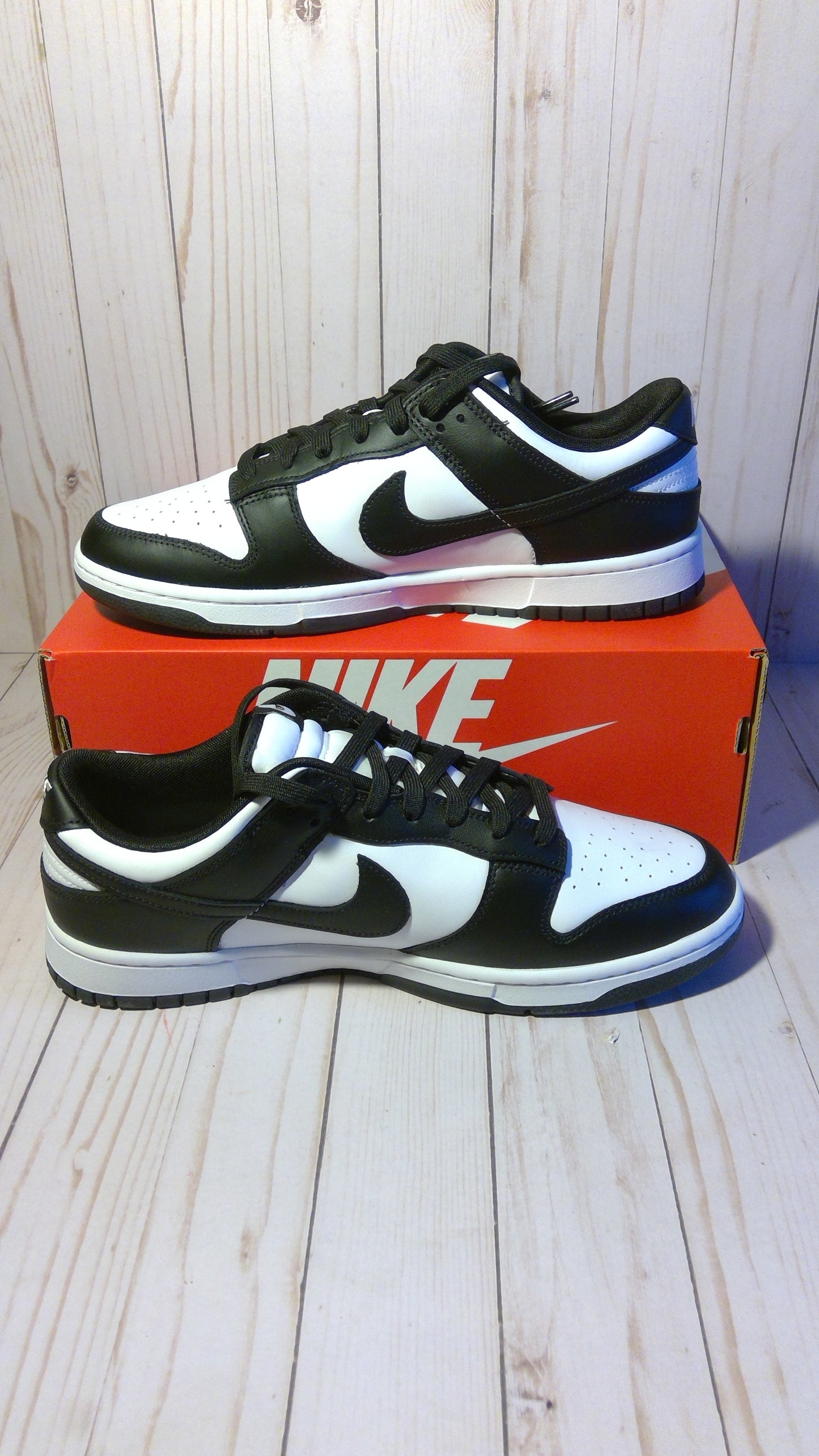 NIKE DUNK LOW RETRO - WHITE BLACK PANDA - SIZE MEN'S 12