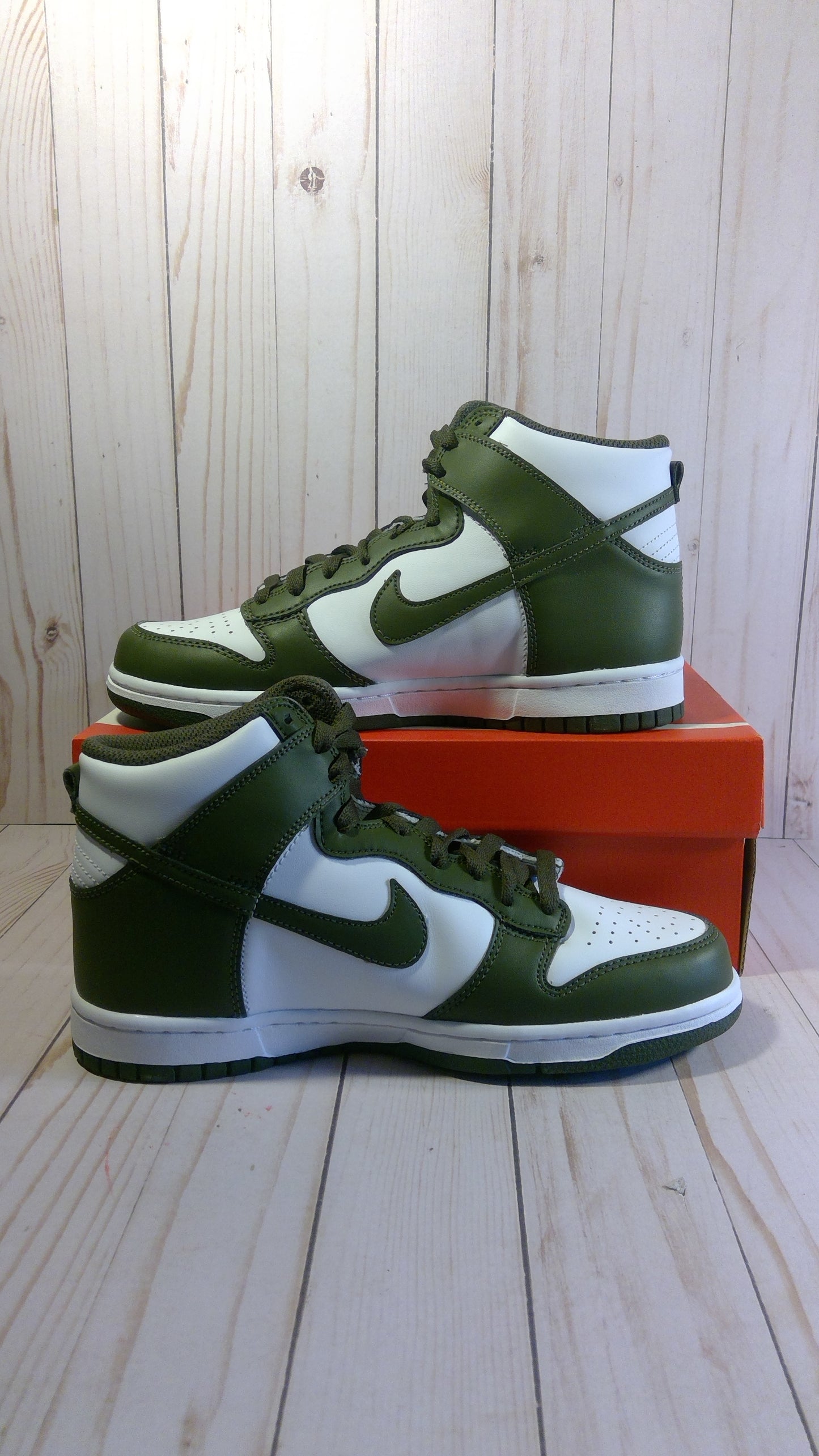 NIKE DUNK HIGH (GS) - CARGO KHAKI - SIZE YOUTH 7