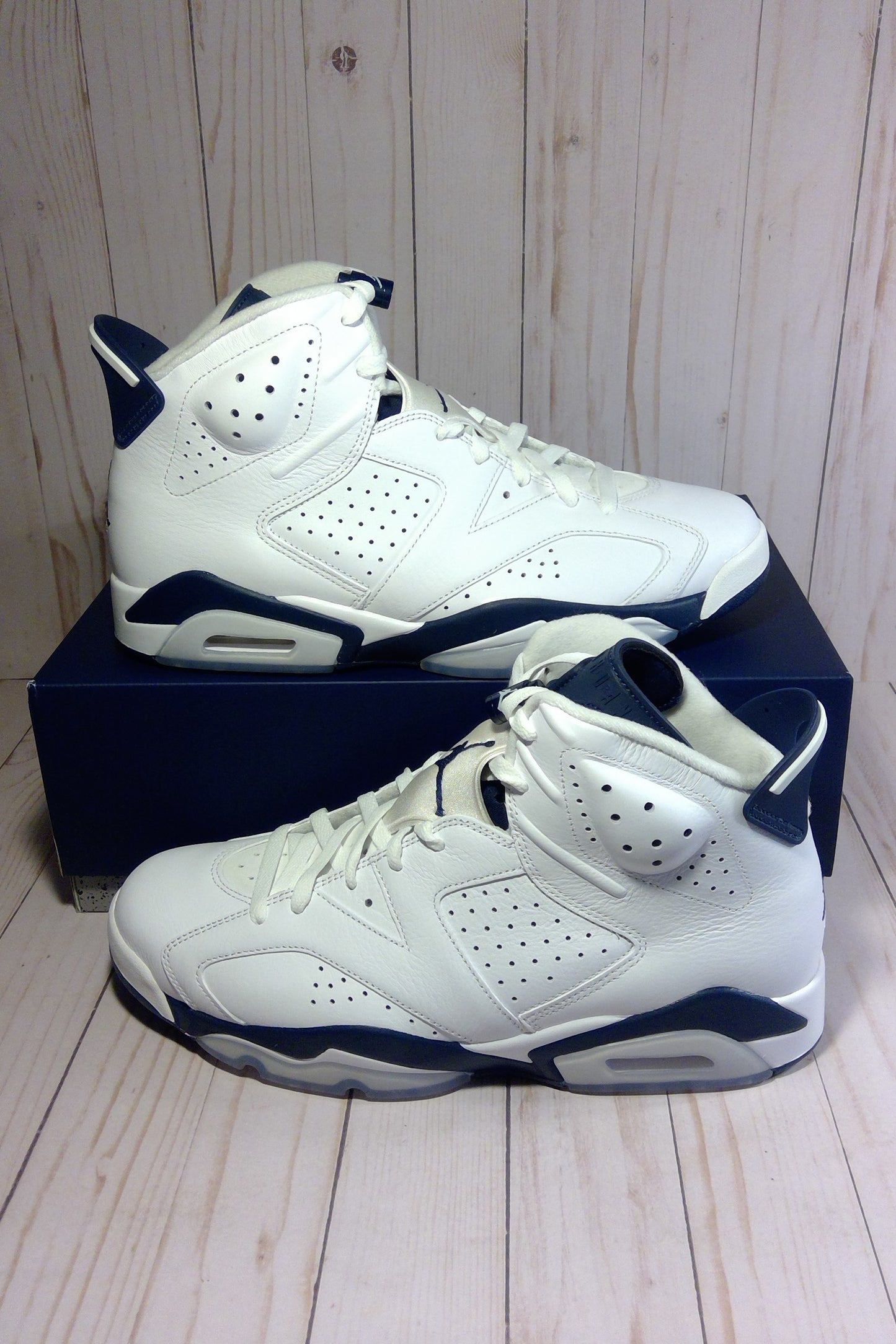 AIR JORDAN 6 RETRO - MIDNIGHT NAVY (2022) - SIZE MEN'S 12