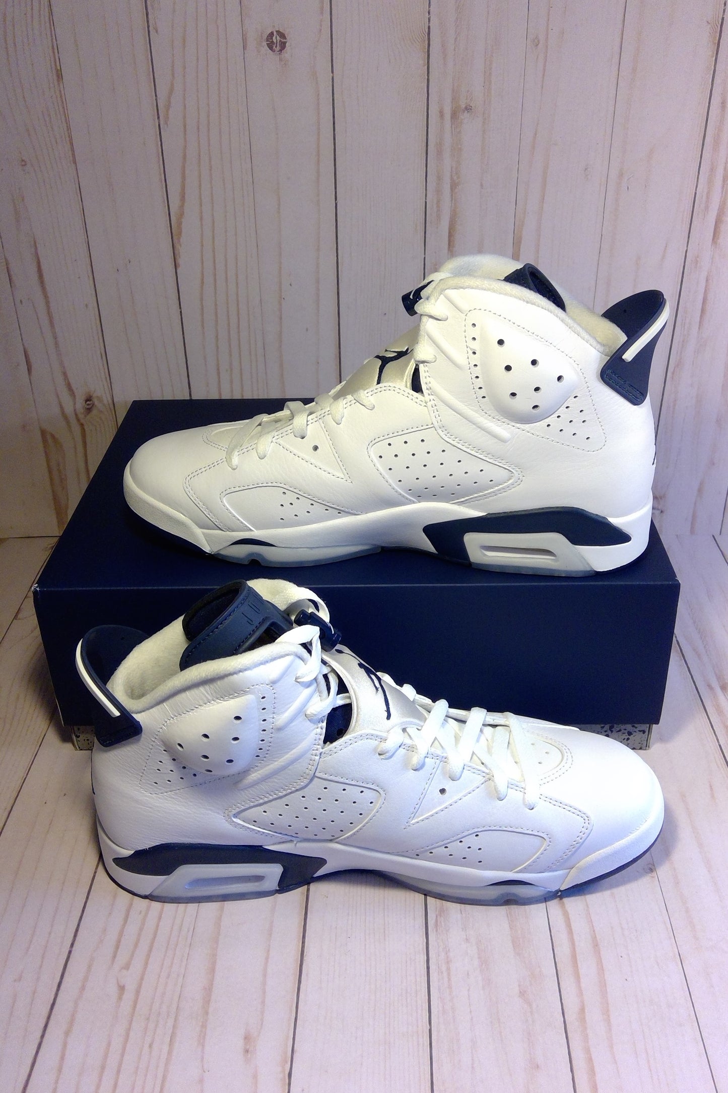 AIR JORDAN 6 RETRO - MIDNIGHT NAVY (2022) - SIZE MEN'S 12