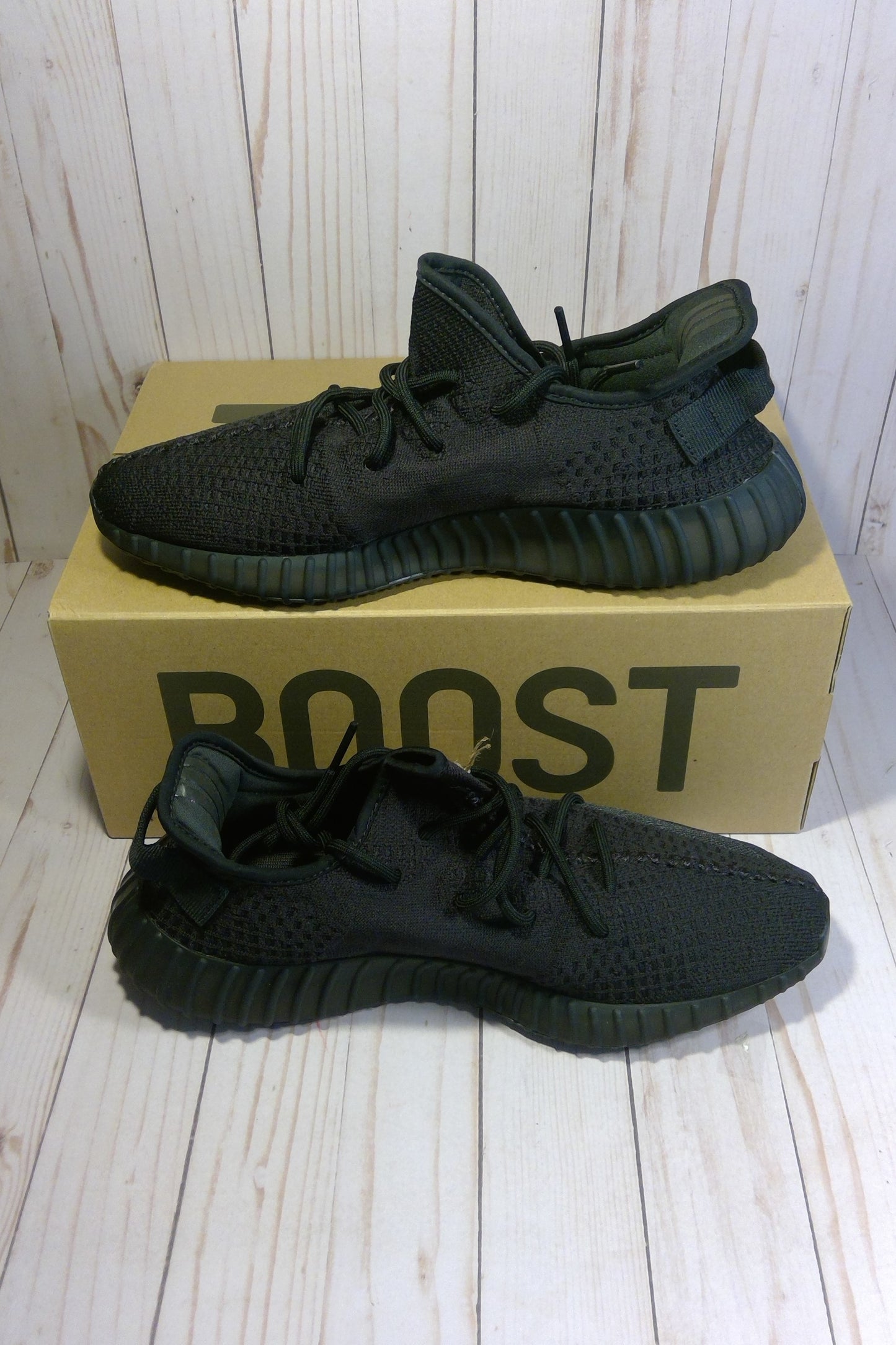 YEEZY BOOST 350 V2 - ONYX (2022/2023) - SIZE MEN'S 12