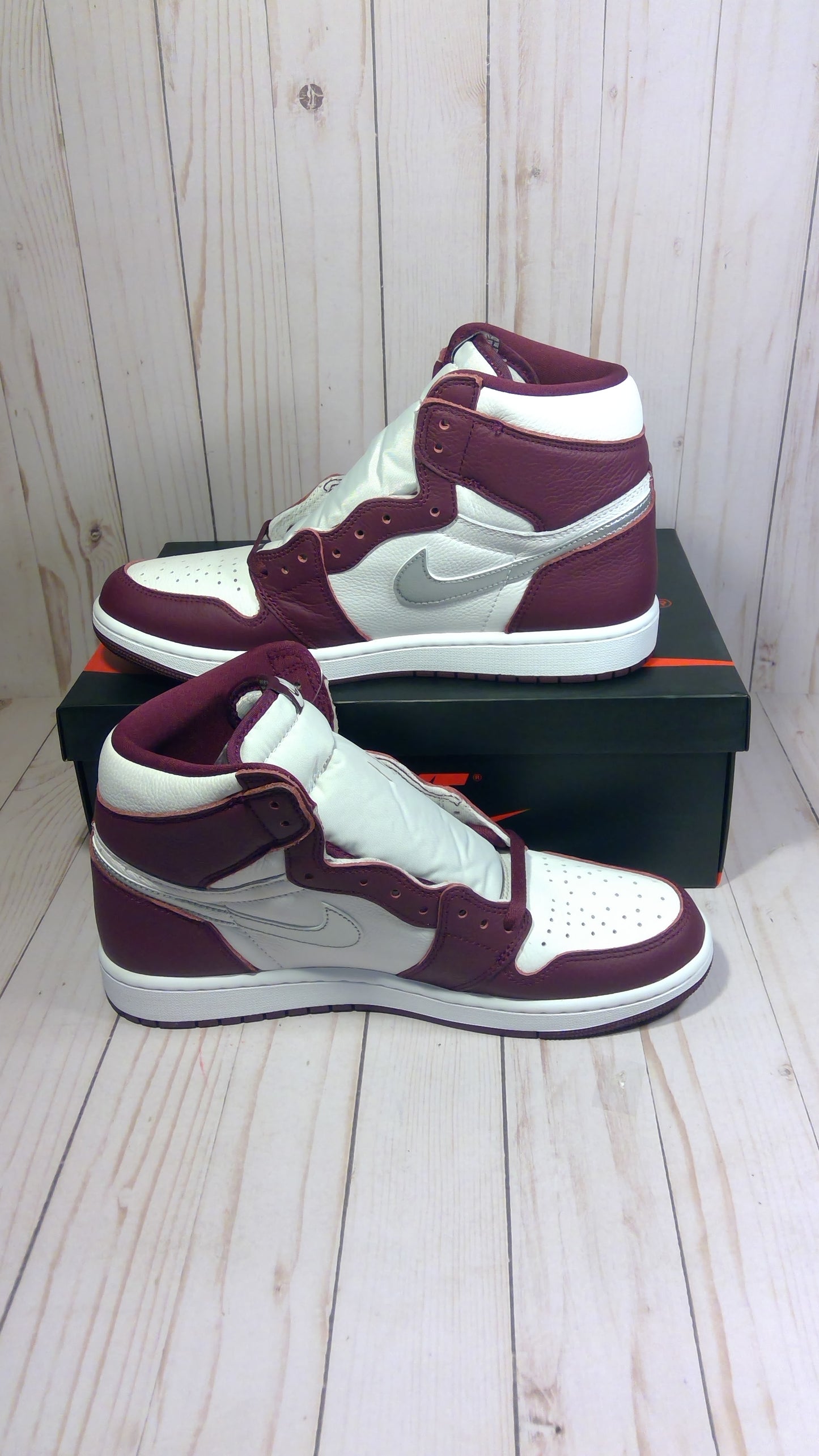 AIR JORDAN 1 RETRO HIGH OG - BORDEAUX - SIZE MEN'S 10.5