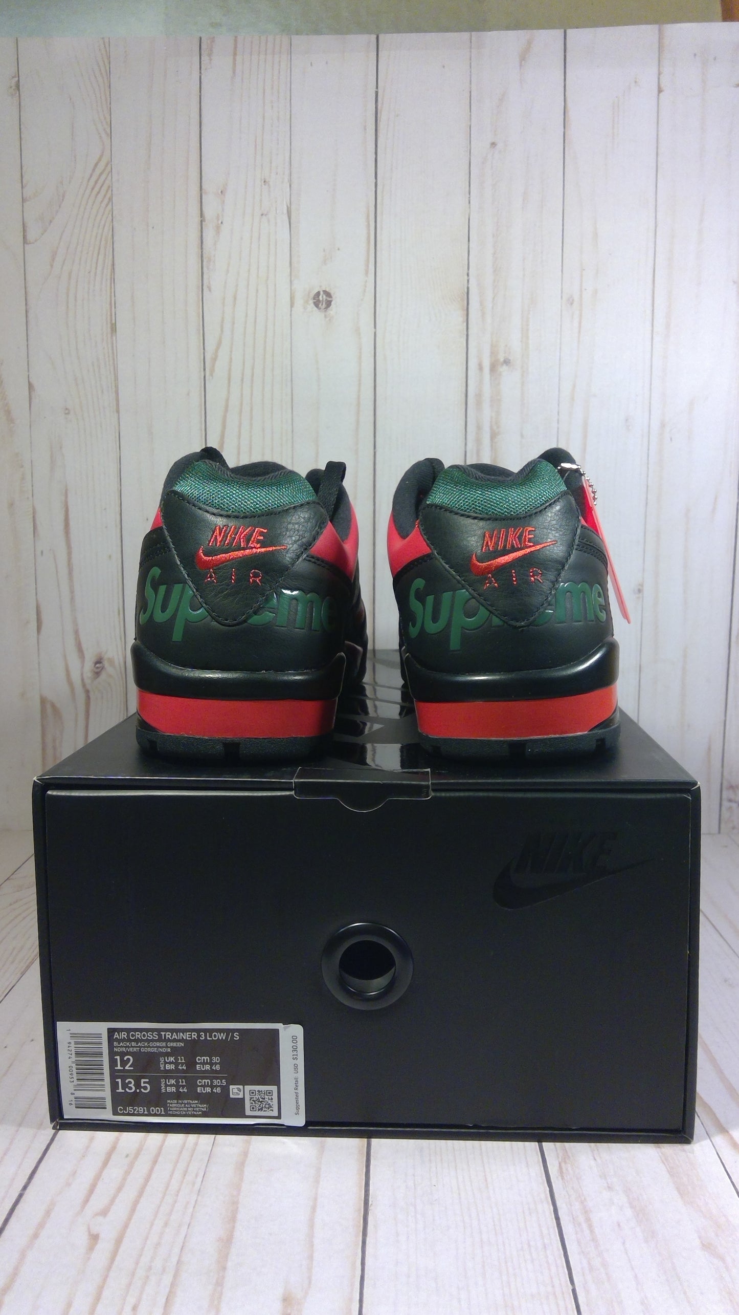 NIKE AIR CROSS TRAINER 3 LOW - SUPREME BLACK GREEN RED - SIZE MEN'S 12 / WOMEN'S 13.5