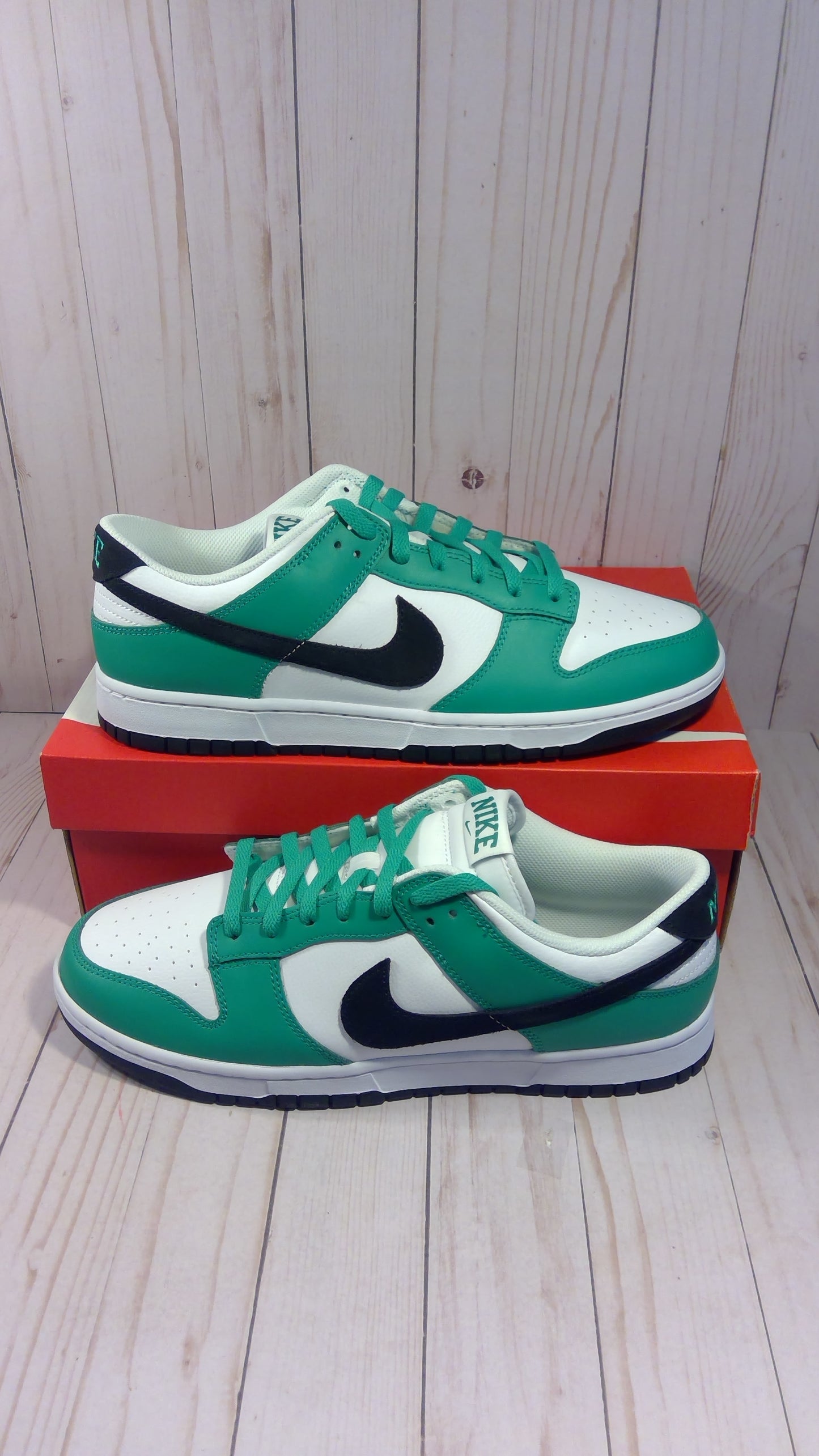 NIKE DUNK LOW - CELTICS - SIZE MEN'S 12