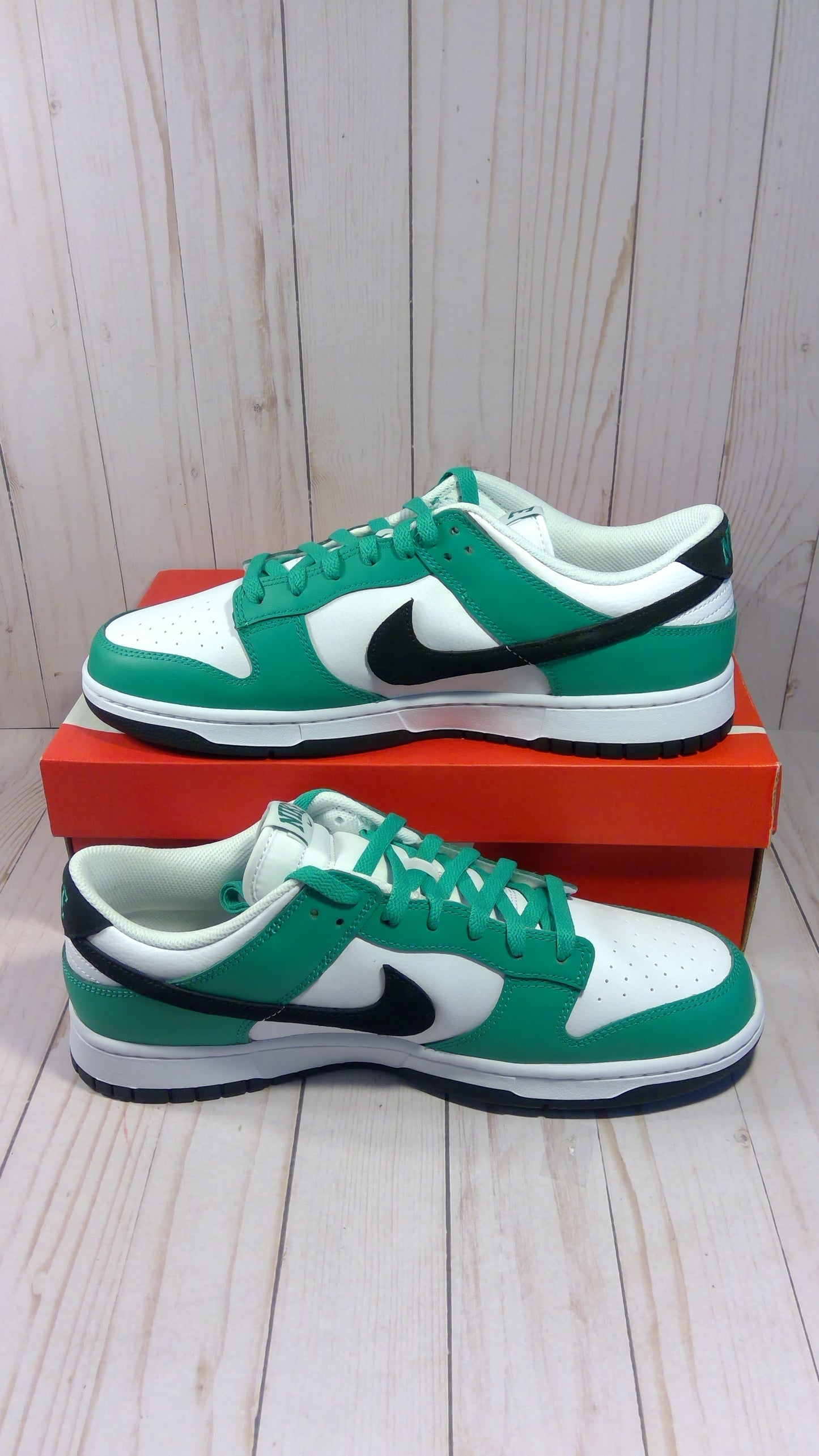 NIKE DUNK LOW - CELTICS - SIZE MEN'S 12